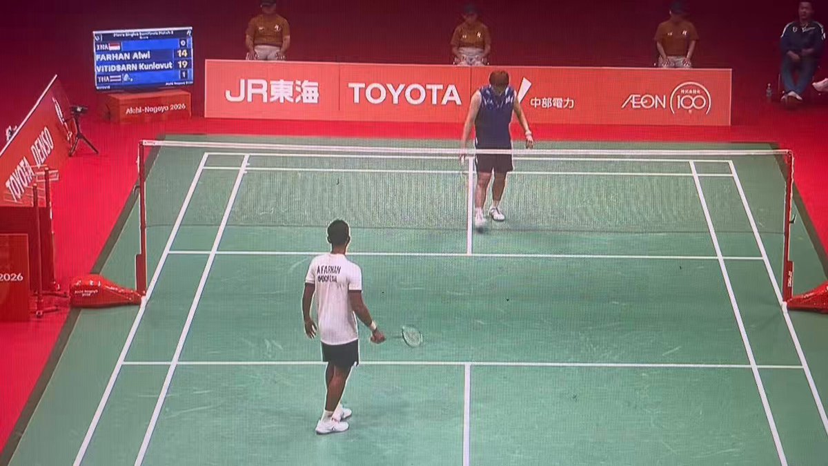 🏸🔥🇹🇭 สุดยอด “วิว” กุลวุฒิ วิทิตศานต์ ทะลุเข้ารอบชิงชนะเลิศ เอาชนะ อัลวี่ ฟาร์ฮาน จากอินโดนีเซีย 🇹🇭 2:0 🇮🇩 เกม สกอร์ 21:13 | 21:15 คะแนน ในรอบรองชนะเลิศชายเดี่ยว 👏🏻👏🏻 #วิวกุลวุฒิ #เอเชียนเกมส์2026 #AsianGames2026