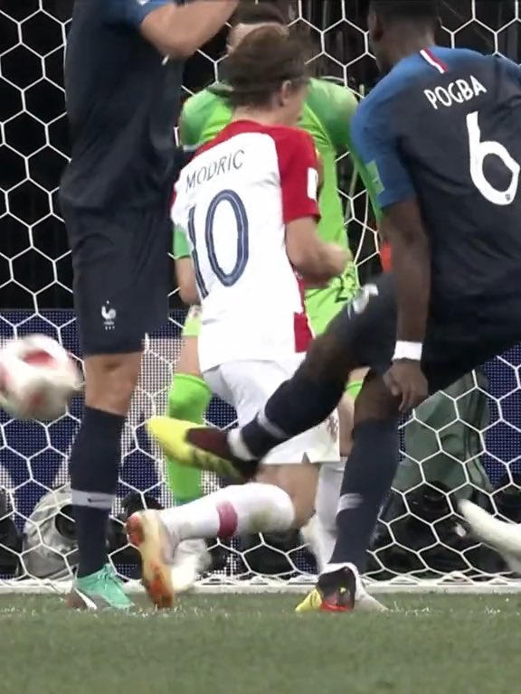 Comparing prime Pogba to Bellingham is an insult to the football world. 😭 Prime Pogba was on another level, and this goal alone from the first clip is bigger than whatever Bellingham will achieve in his life.
