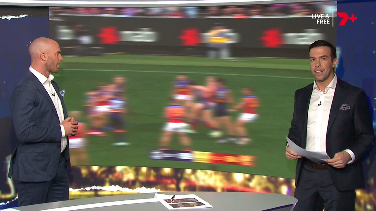"This is the biggest failure in Fremantle Football Club history. This has cost them a premiership." - Tom Mitchell on Josh Treacy not being behind the ball late #AFLGF