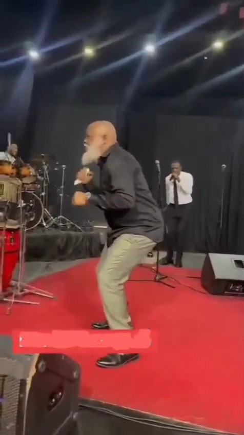 DG, DG, DG, DG, DG 🤣🤣🤣🤣🤣🤣🤣🤣🤣🤣🤣