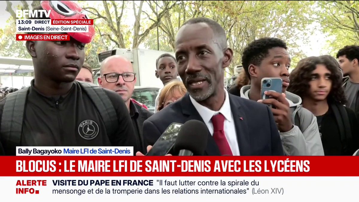 💬 "Leurs revendications sont légitimes" Bally Bagayoko, maire LFI de Saint-Denis, aux côtés des lycéens qui bloquent le lycée Paul-Éluard