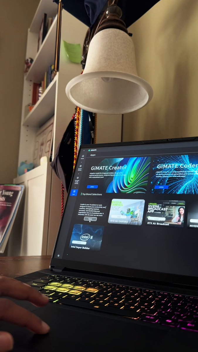 Passez à la vitesse supérieure avec les PC Portables GeForce RTX d'AORUS, conçus pour répondre aux besoins de tous les étudiants, quelle que soit leur filière⚡