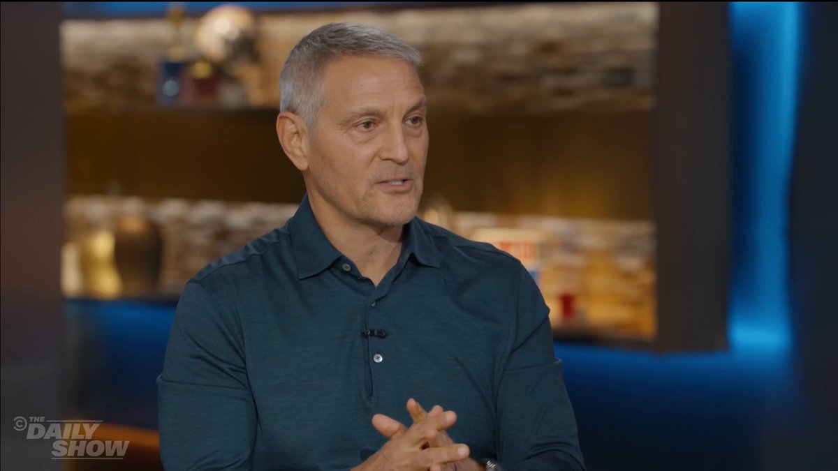 Jon Stewart asks Ari Emanuel about getting booed for speaking out against Benjamin Netanyahu