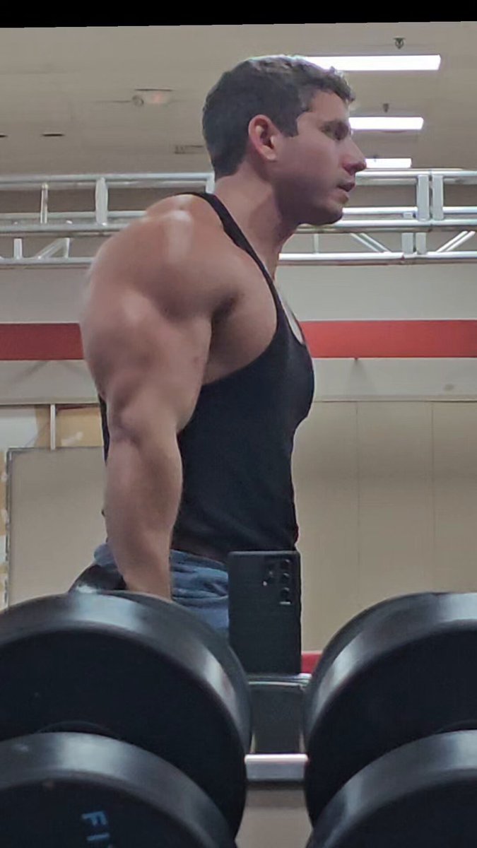 Big dog DerrickHenryFit All my videos: