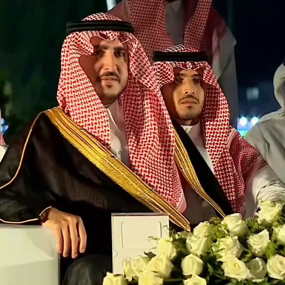 أرفع أسمى آيات التهاني والتبريكات لصاحب السمو الملكي الأمير #فيصل_بن_نواف_بن_عبدالعزيز أمير #منطقة_الجوف، بمناسبة الثقة الملكية الكريمة بتمديد خدمته أميرًا للمنطقة. سائلًا المولى عز وجل لسموه التوفيق والسداد لخدمة الدين ثم الملك والوطن، وتحقيق تطلعات قيادتنا الرشيدة. #فيصل_بن_نواف_بن_عبدالعزيز #نايف_بن_ختام #الجوف #سكاكا