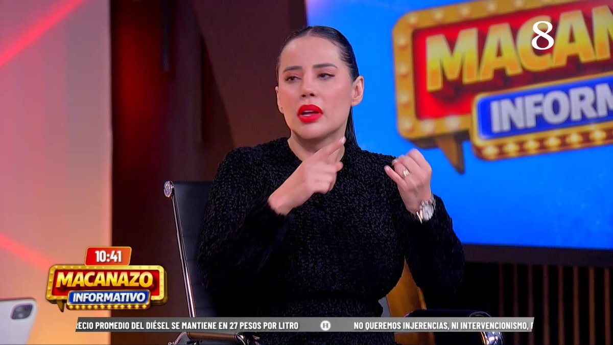 "No solo va a ganar, va a arrasar": Sandra Cuevas (Sandra Cuevas) opina sobre la presunta postulación de Morena en la alcaldía Cuauhtémoc con Citlalli Hernández. Más información con Maca Carriedo Sofía García Guzmán y @kolmos en #HeraldoTelevisión