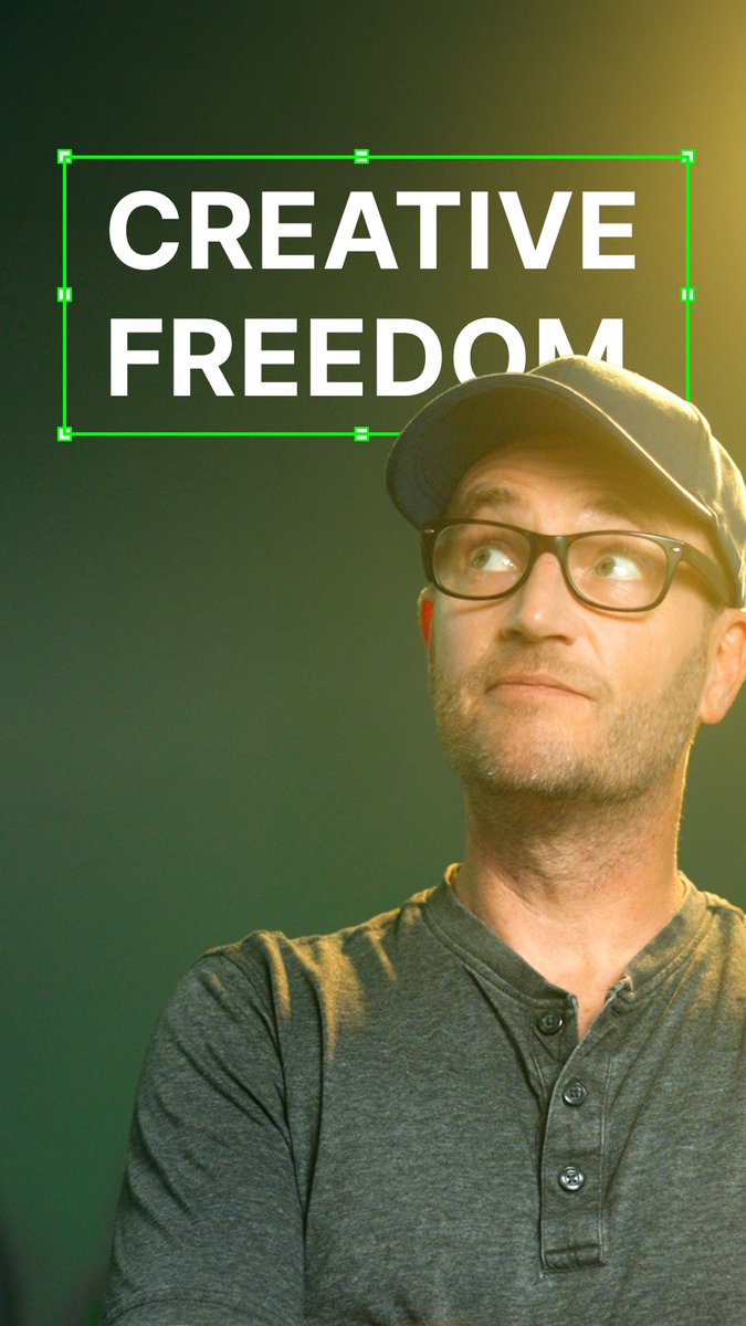 More creative freedom for your next stream! Introducing Free move – place captions, logos and QR codes anywhere on the Studio canvas, with smart alignment.