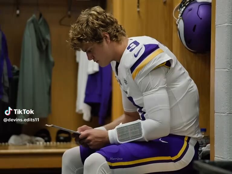 Last Vikings QB left and won a Super Bowl The other one left and went 8-1 in his first season Let’s win it all Nine. 😈