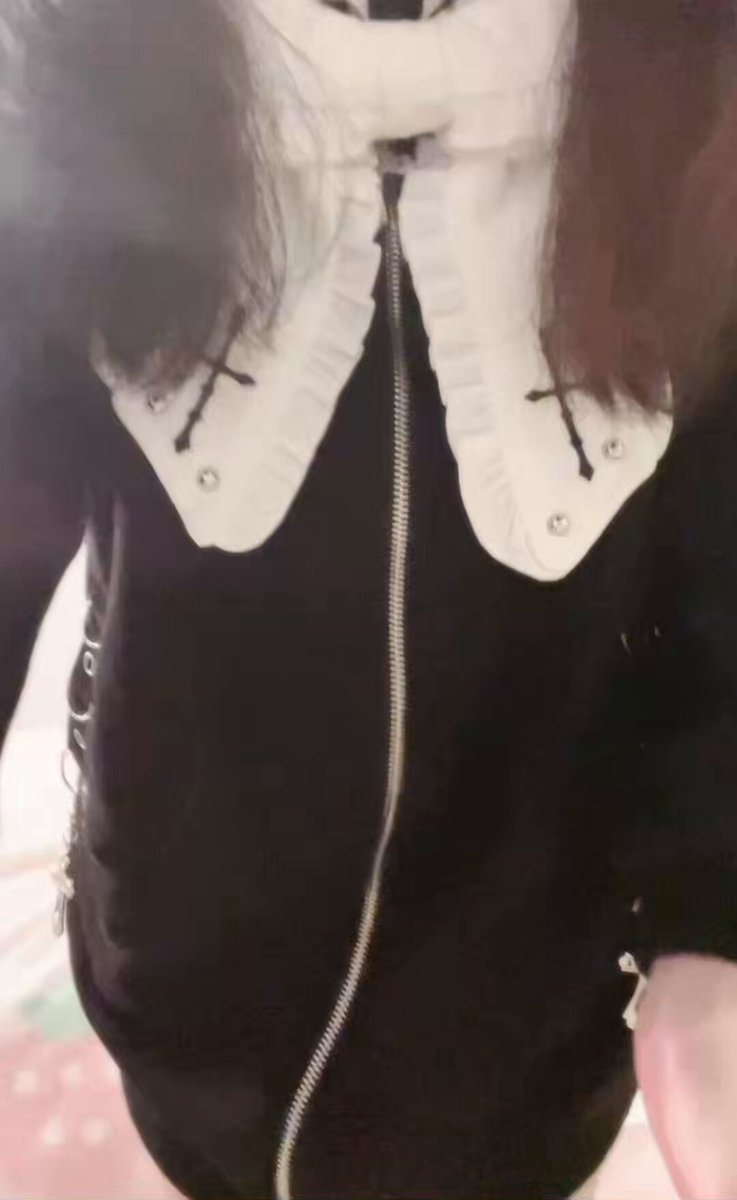 dis jacket is so comfyyyy