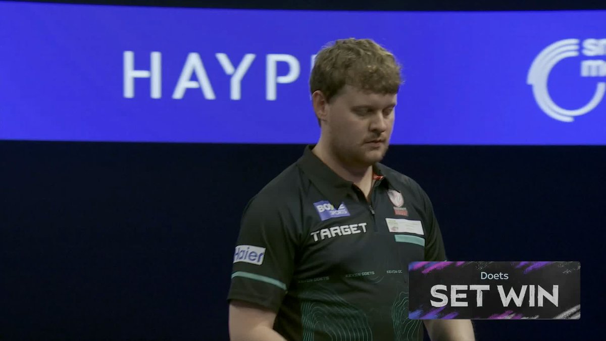 Kevin Doets takes the lead against Nathan Aspinall after a stellar opening set ✨ 📺 #WGPDarts | R1