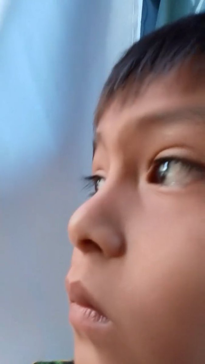 Grabe naman at yung bata pa pina-video dito ng mama nya. Naawa ako kase nasaksihan niya taLaga kababoyan ng ama nya. 😭 Ramdam ko yung pain sa mata ng bata. This is traumatic! 💔