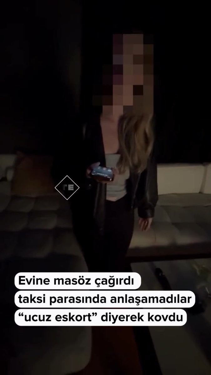 Evine 5 bin TL karşılığında çağırdığı masörün taksi parası da istemesi sonrası çağırdığı masörü evden kovdu: ➖Benim paramı verir misin? ➕Abi, beyefendi parasını istiyor, bende para yok. Beni videoya falan çekiyor bu adam. Çok ayıp yaptığınız şey gerçekten. (İg/Ümraniye Takipte)