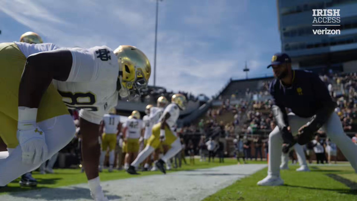 A devastating defensive line. #GoIrish☘️ | Verizon