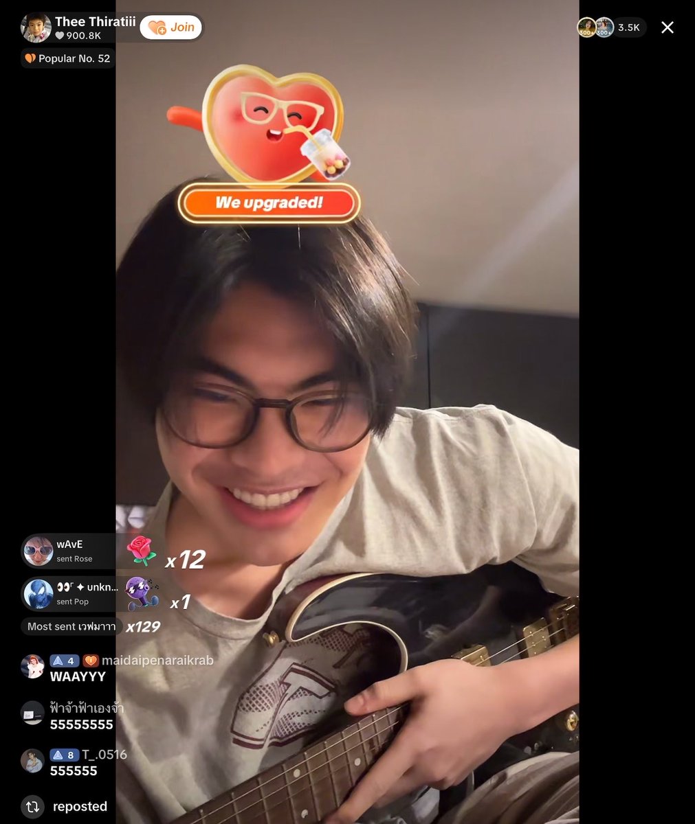 🦷: Is wave here? Is it wave seriously? oh i found him! seriously wave? you're really spamming me with roses! wave, my beloved nong, what are you doing? // THEE CALLED WAVE "NONG RAK"😭🏳️ #theewave #tthi_eks #waavetnp