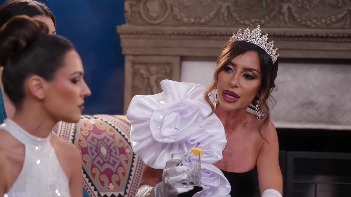 #RHUGT Season 5, Episode 9 SNEAK PEEK 2. Season Finale, Sunday 9/8c on @Bravotv. (Source: @Bravotv NBCUniversal)