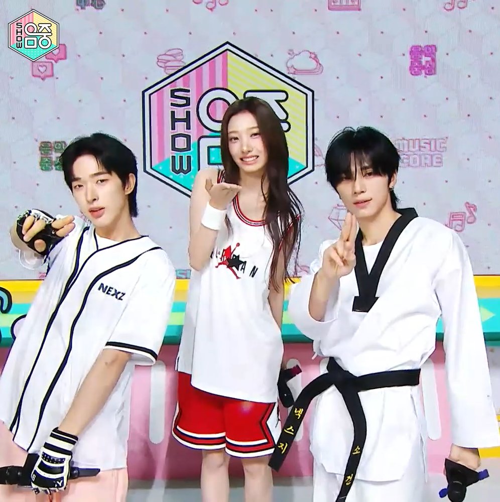 🏅아시안게임 특집🏅 우리가 바로 K-pop 국가대표🇰🇷 팀 음중 MC #토모야 X #서연 X #소건 <#쇼음악중심> [토] 낮 3:20 방송🍭 #NEXZ #TUIDE MBC 260919 방송 ⓒ MBC&amp;iMBC 무단 전재, 재배포 및 이용(AI학습 포함)금지