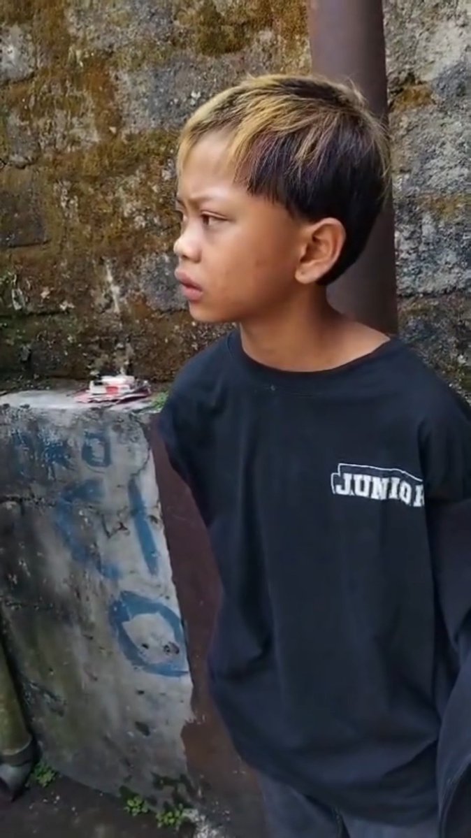 Dibiarkan meresahkan, ditampol Kena UU perlindungan anak, Diserahkan ke Negara ,negara juga setengah hati mendidiknya. Menurut warga x baiknya gimana?