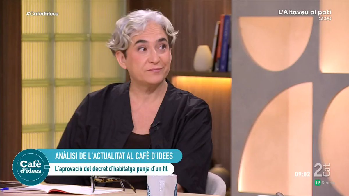 ☕ Ada Colau 💜🌈🔻 diu que ha deixat el pis on ha viscut durant més de 15 anys perquè li costava arribar a final de mes 🗣️ "Amb un sol sou no podia. L'he hagut de deixar i compartir pis amb un familiar" 📲
