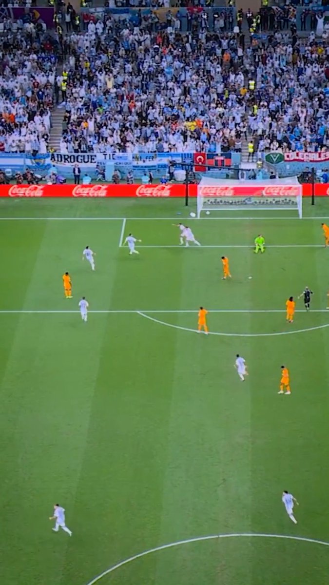 لمسة ساحرة من ميسي 🪄 #FIFAWorldCup