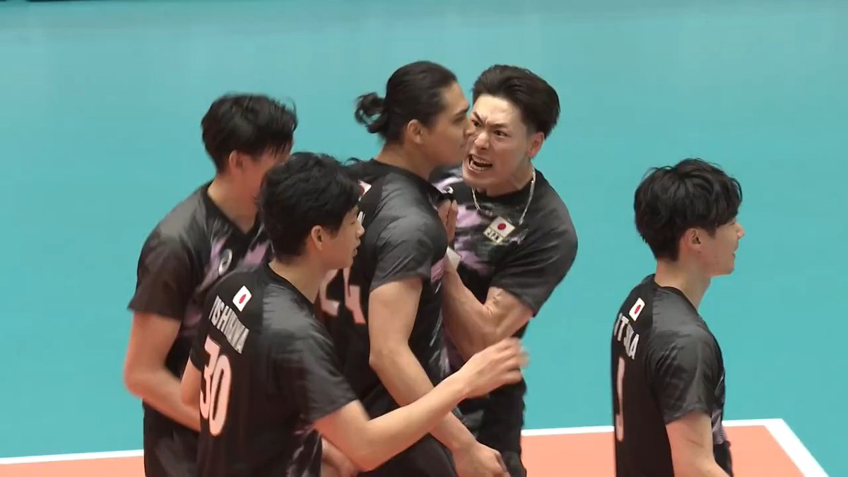 \デュースを制す💥/ 勝負所で甲斐優斗にサービスエース💫 バレーボール男子日本代表がデュースにもつれ込んだ第1セットを取り切る! 🎥『S☆1』公式🔥アジア大会愛知・名古屋🔥