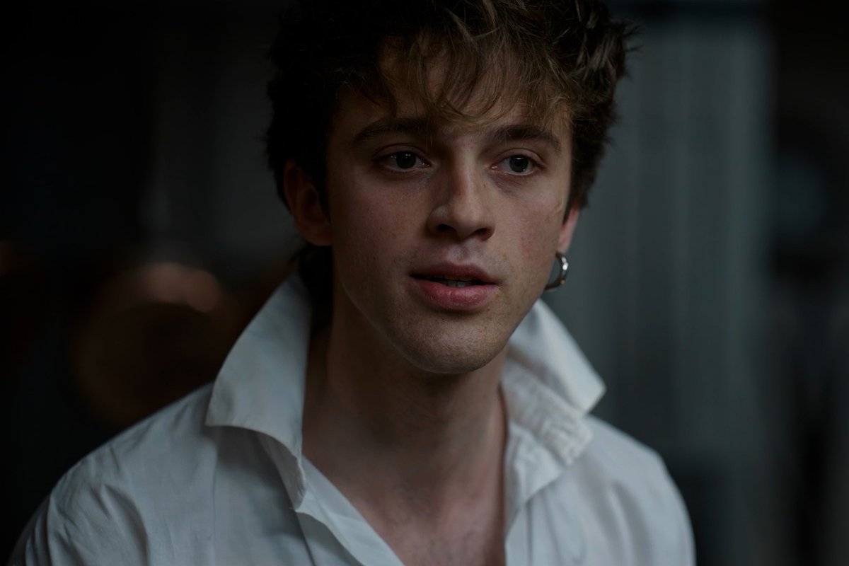 Time for a second course. #Carême has been renewed for Season 2.