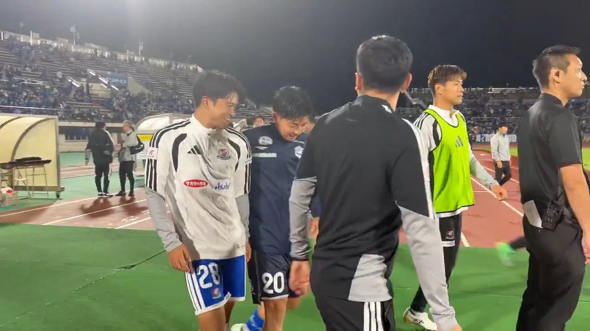 𝐵𝐸𝐻𝐼𝑁𝐷 𝑇𝐻𝐸 𝑆𝐶𝐸𝑁𝐸𝑆 𝑜𝑓 𝐕𝐈𝐂𝐓𝐎𝐑𝐘!!✨ #勝利後の舞台裏 試合後の選手たちの様子をお届け!🎥 #fmarinos