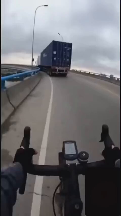 Omg 😱 unexpected accident