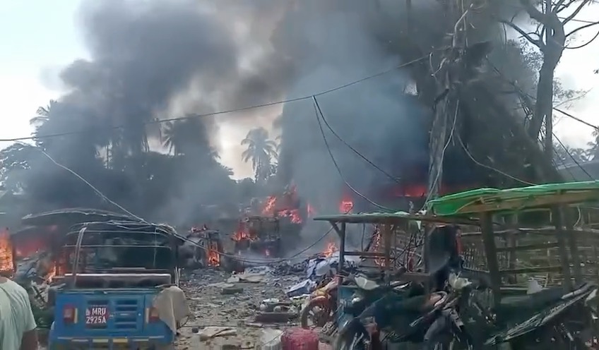 Another junta massacre in #Myanmar.💔 Airstrikes on a market in Kyauktaw, #Rakhine State, killed at least 49 civilians & injured 58. ASEAN & the intl. community must hold the junta accountable. ❌ No silence. ❌ No impunity. More ⤵️