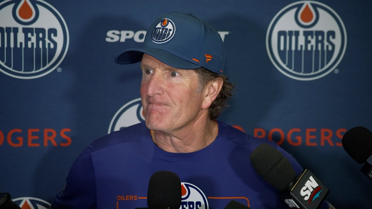 "We're gonna take a step a day, keep grinding & try to get better. We still have a lot of things to get better at but we liked our first 11 days." Coach Babcock on the #Oilers focus going into game one of the regular season. Enterprise | #LetsGoOilers