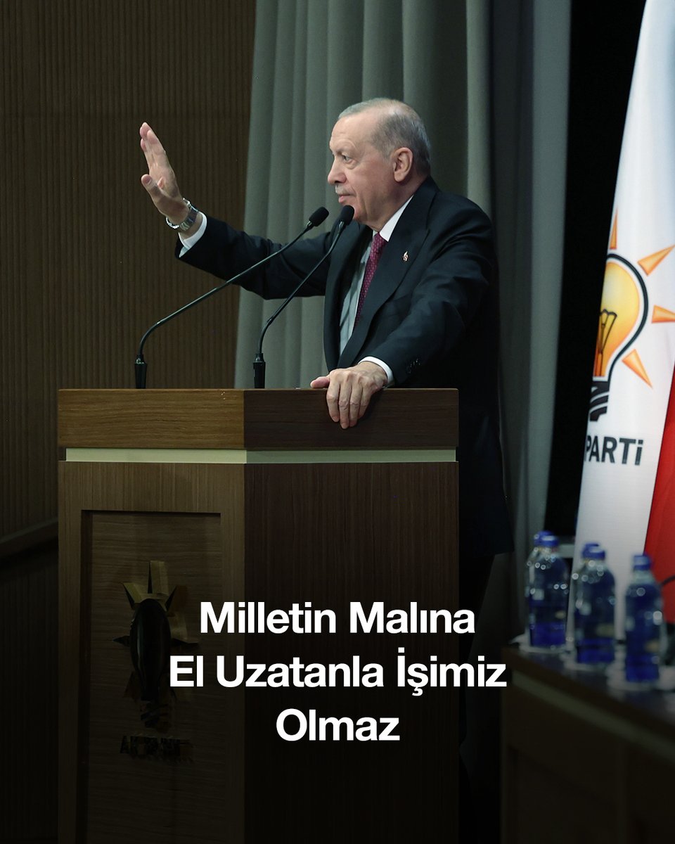 AK Parti, adı gibi AK bir partidir, ismiyle müsemma bir partidir. Kimse bu partinin aklığına halel getiremez, o aklığa leke süremez. Bu harekete emek vermiş hiç kimseye haksızlık, vefasızlık etmeyiz fakat devletin malına, milletin malına el uzatanla bizim işimiz olmaz, olamaz.