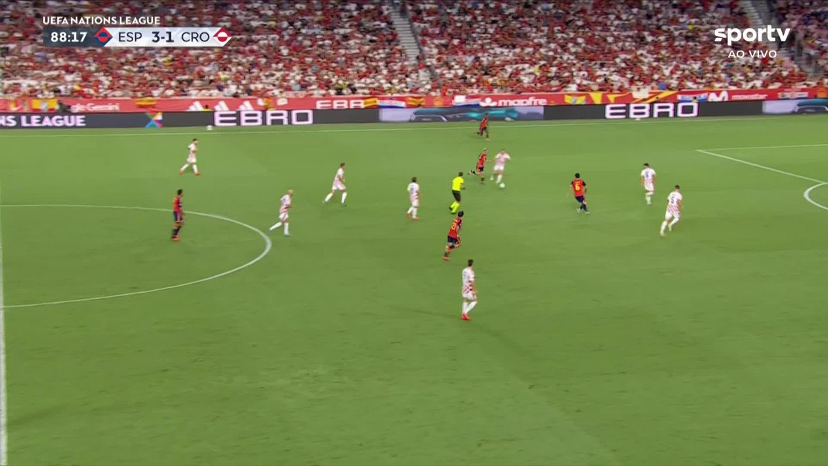 De pé em pé, Nico Williams marca o quarto da Espanha contra a Croácia! #Futebol #Espanha #Croácia #GE #NicoWilliams