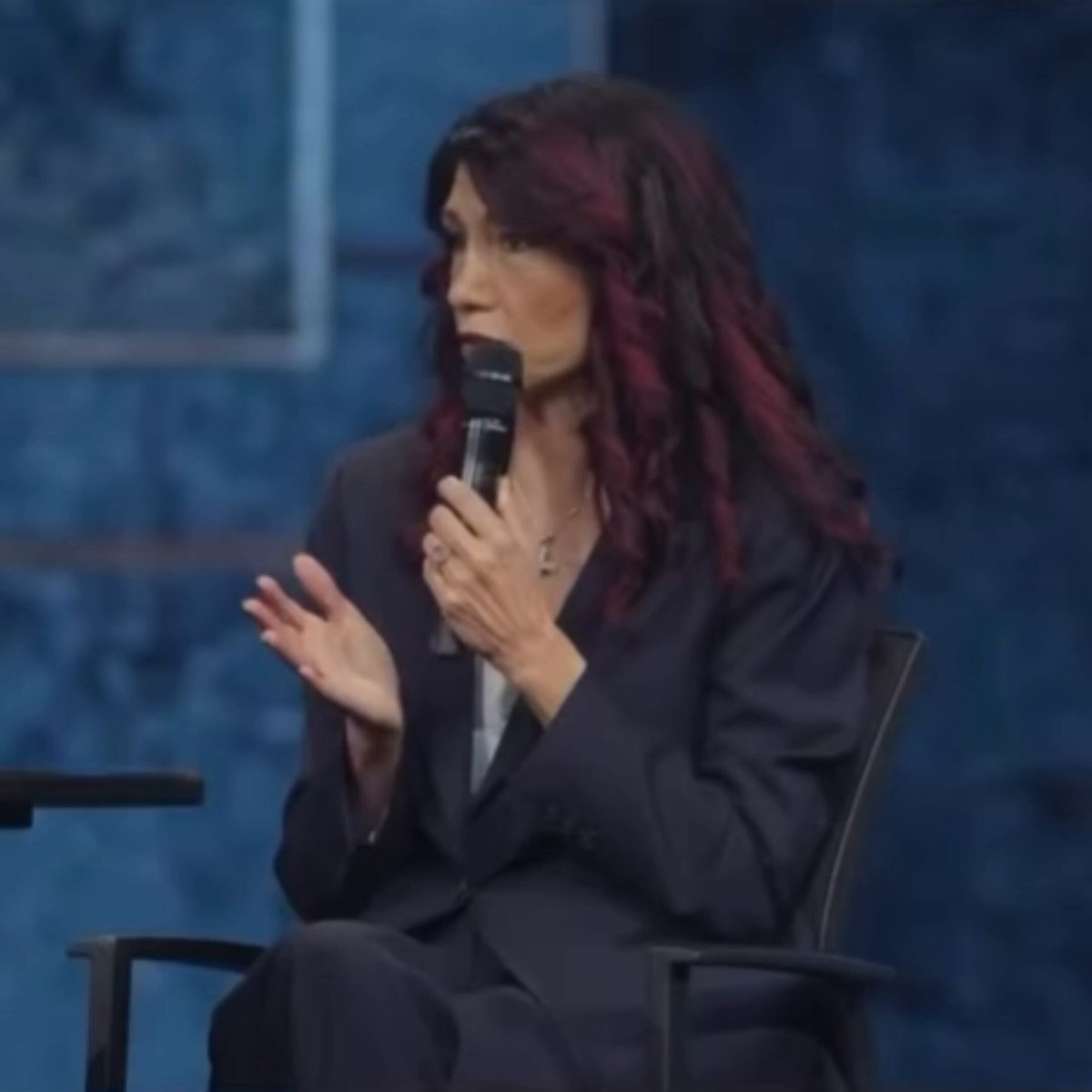 🇺🇸 Christian woman just confirmed that 50,000 American Christians are converting to Islam in the U.S annually. Subhānallah. That’s a huge number. People are finding the truth.