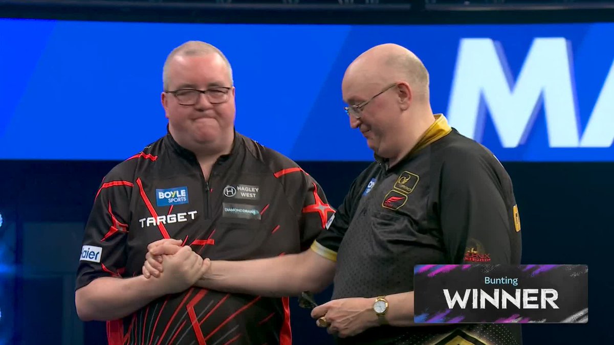 BUNTING SETS UP WADE CLASH! Stephen Bunting completes the last 16 line-up, defying a spirited display from Andrew Gilding to round off another marathon night in Leicester! 📺 #WGPDarts | R1