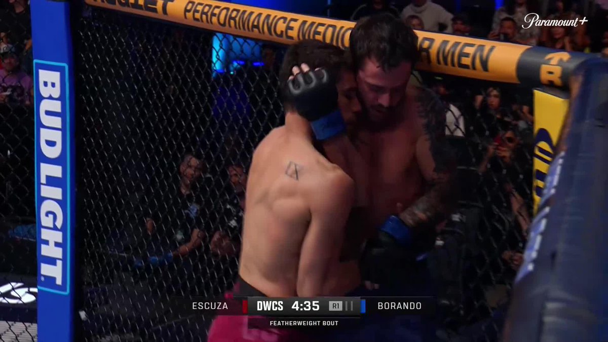 THAT WAS QUICK ⚡️ Ian Escuza gets the fast first round TKO! [ #DWCS | LIVE on @ParamountPlus ]