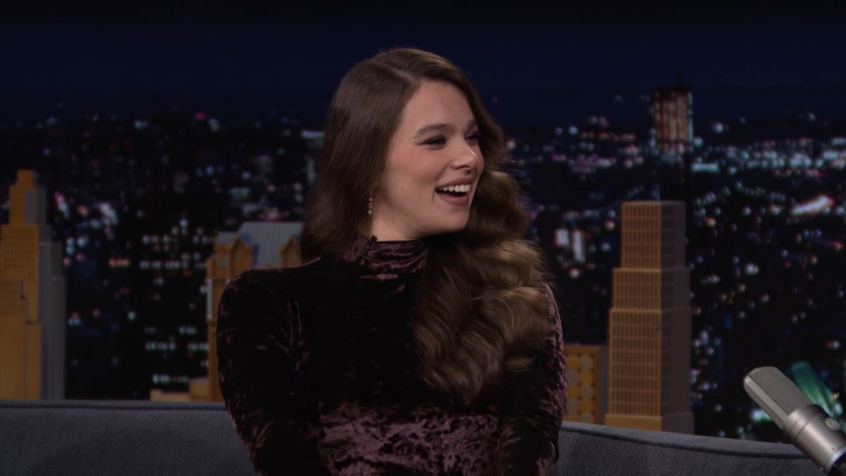 .Hailee Steinfeld addresses rumors that she’s in Avengers: Doomsday 👀 #FallonTonight