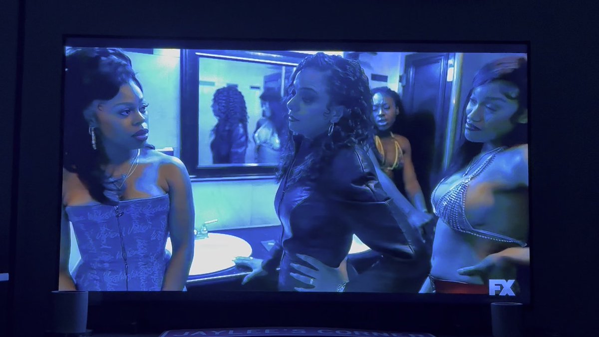 Wanda and Dara are going to be a dynamic duo in more ways than one. Both have an agenda. Both want what’s JUST beyond their reach. Both using each other while working together. It was smart to hit the strip club but will it cause drama later… #TheDrop #TheDropFX