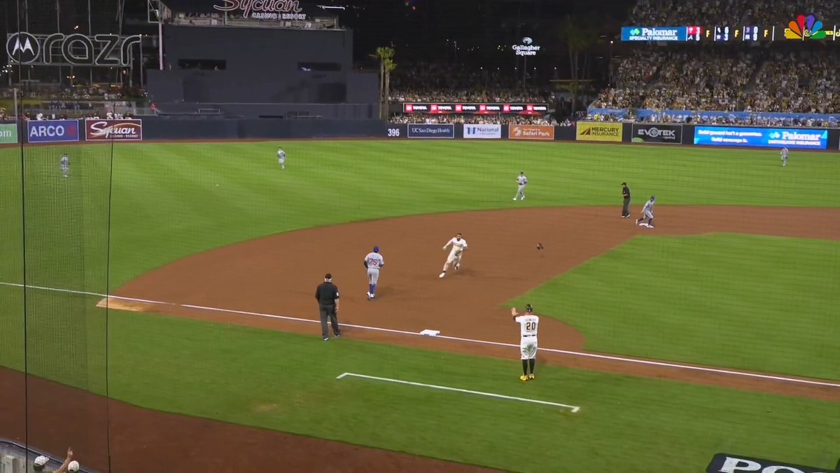 Fernando Tatis Jr. never stopped running 🤯