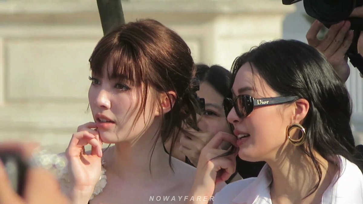 lesbian billion baht couple coming through. please make way LINGORM BA DIOR AT PFW #DiorSummer27xLingOrm