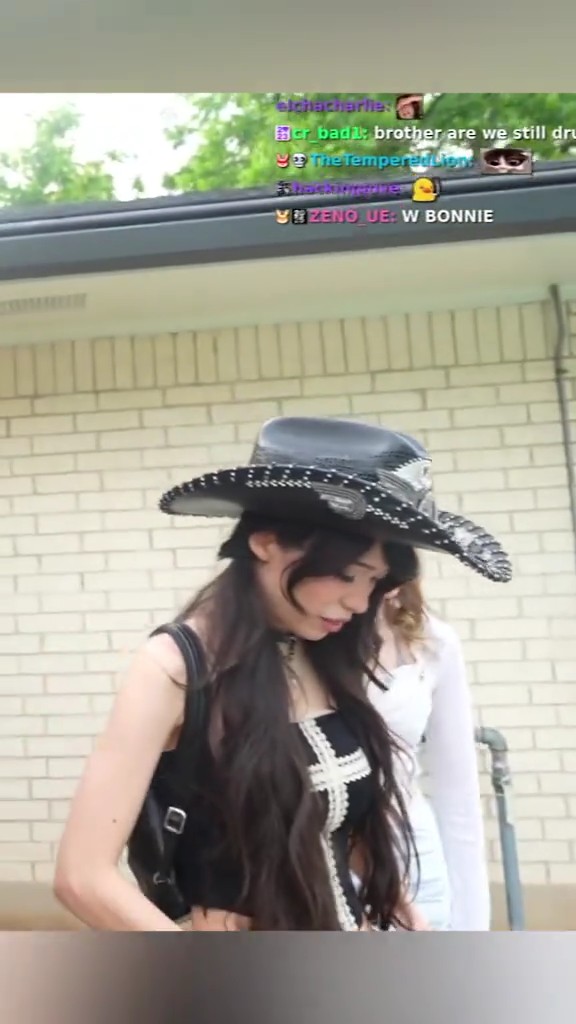 Emiru Telling Bonnie Amouranth Bought Her A $2000 Cowboy Hat While Showing Off Her Sweet DVD Belt 😎