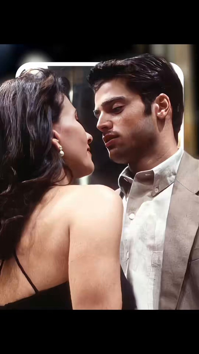 The sexual tension in this movie is so intense..🍿📺