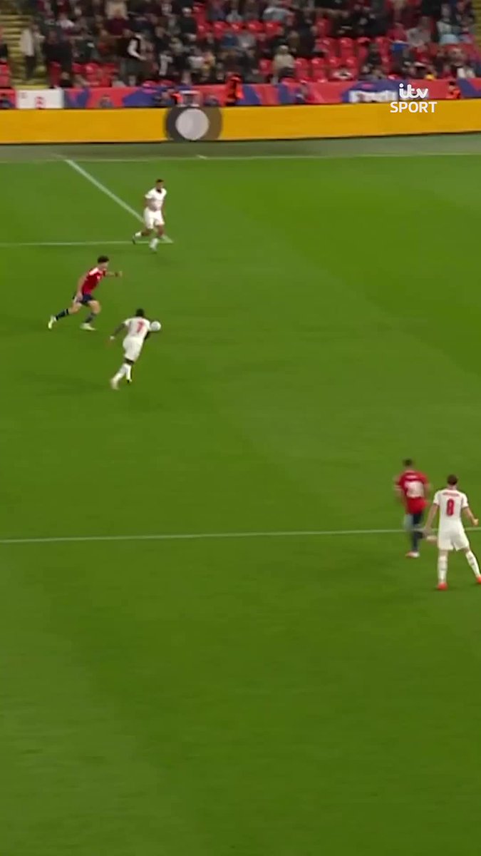We could watch this Trent AA cross and Gordon finish all day 😍🔥 #ITVFootball