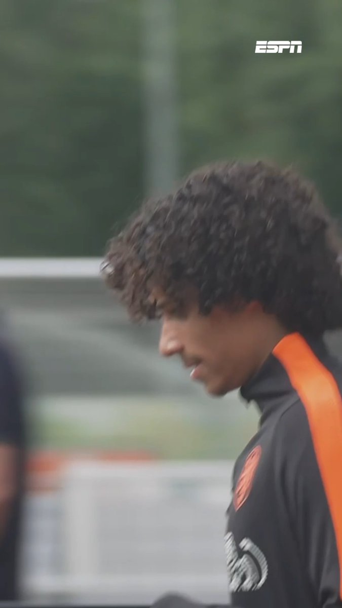 Gjivai Zechiël na uitstapje bij Jong Oranje terug bij het grote Oranje 🫡🦁 🔗