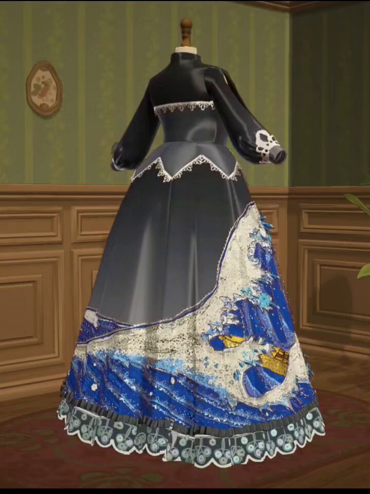 I attempted, again 🌊 #dressmaker