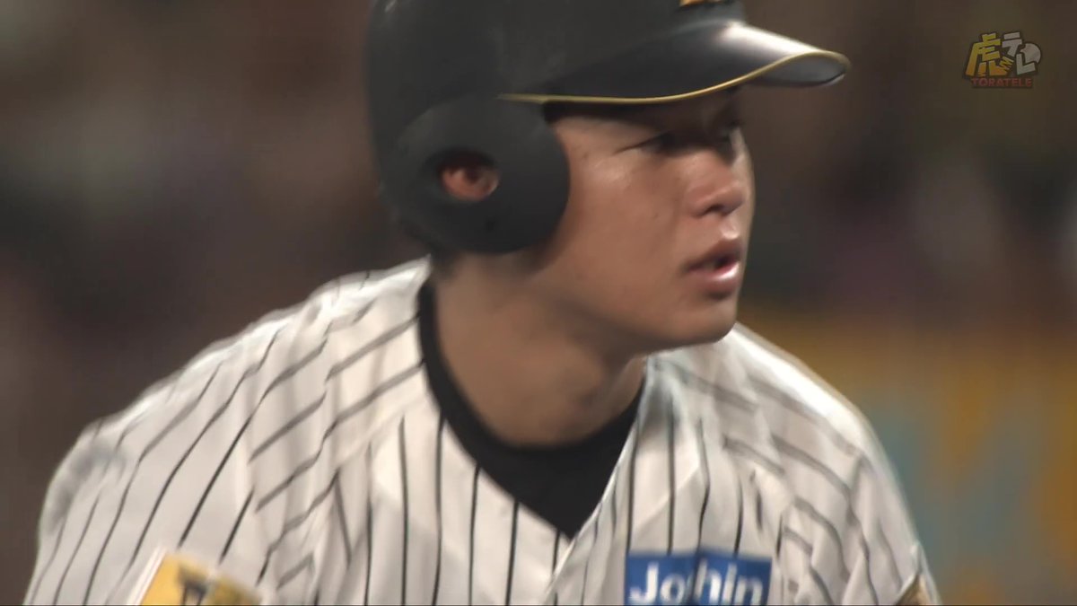 7回裏、二死3塁から髙橋投手が貴重な3点目となるレフト前タイムリーヒット！