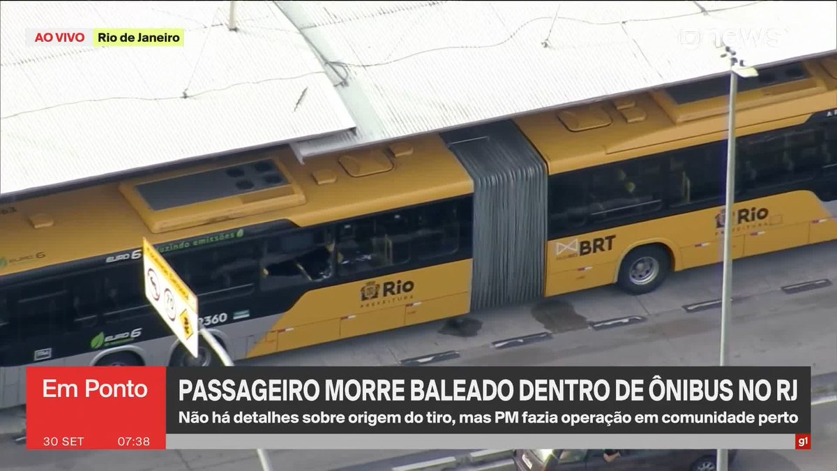 🚨GRAVE: Passageiro é morto por bala perdida dentro de BRT durante operação policial no Rio.