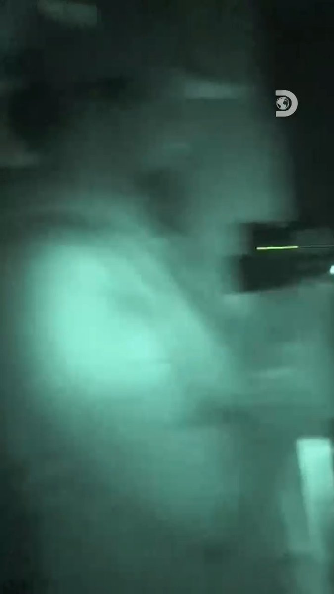 Zak and the crew hear footsteps echo through a Las Vegas escape room with a sinister past 😳 A new season of #GhostAdventures premieres Tonight at 10P on @discovery and stream next day on discovery+.