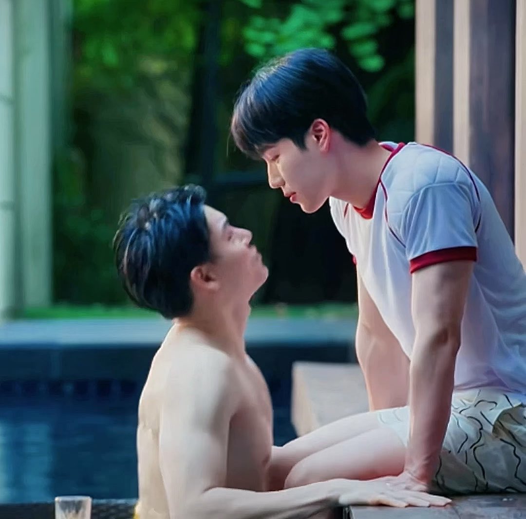 ฟรินนนทั้งเบื้องหน้า/เบื้องหลังอะ แล้วตาเธียร์ทำยัยมังกร(หยิ่นวอร์)ตัวเล็กตัวน้อยหวานขนาดนี้ได้ยังไงอะ ให้เลย