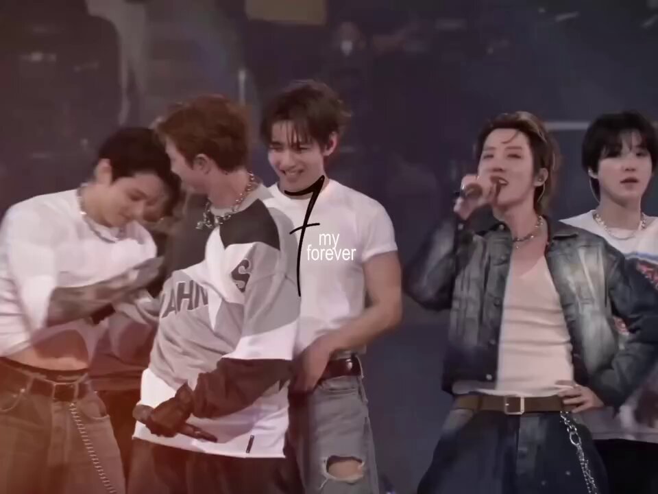 retweet if you’re in this bangtan sonyeondan shit for life