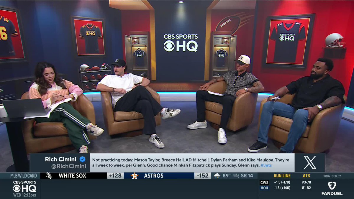 Tyreek Hill is ready for cold weather? Jordan Poyer: "He lying" ๐๐ #justfootball
