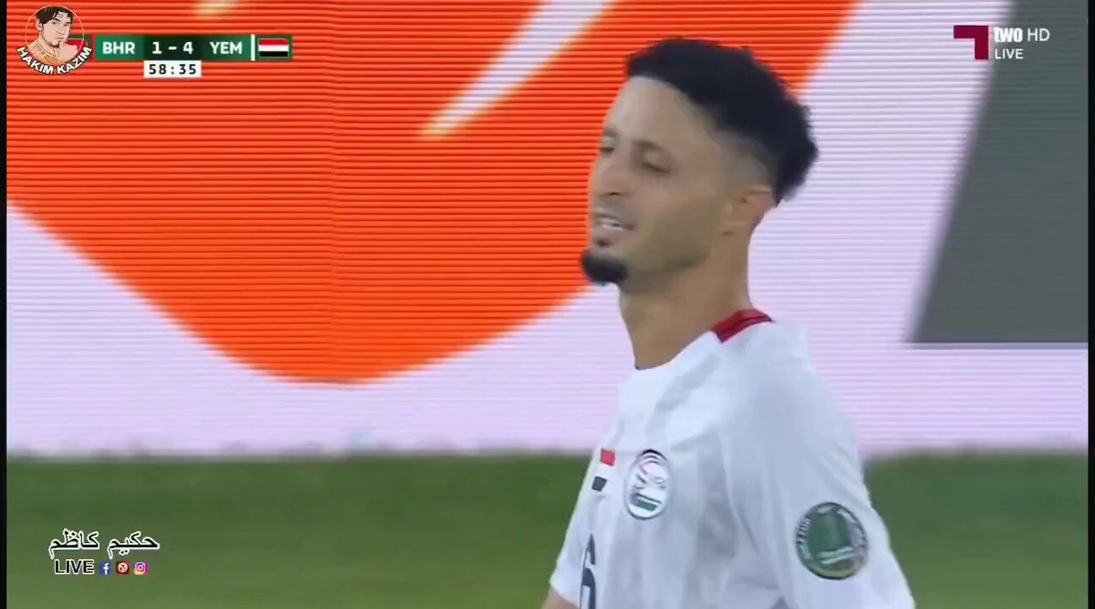 سمير المعيرفي سمير المعيرفي 🎙️ يتغني ب عادل عباس 🇾🇪 اصغر لاعب بالبطولة الخليجية 18 عام وانه بنادي #الشباب 🇸🇦 منبع الاساطير عبر تاريخه وانه مهما كتب و تحدث لن تكفيه 90د لذكر الأساطير و تاريخ كبير العاصمة .. شكرا لك سمير #خليجي_الديار_العربية27